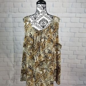 Maggie Barnes 3x lined animal print sleeveless top